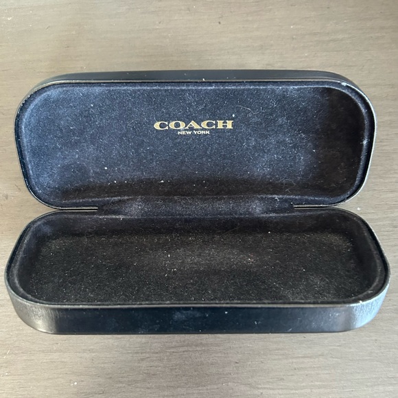Coach eyeglasses with Coach case - Picture 12 of 13